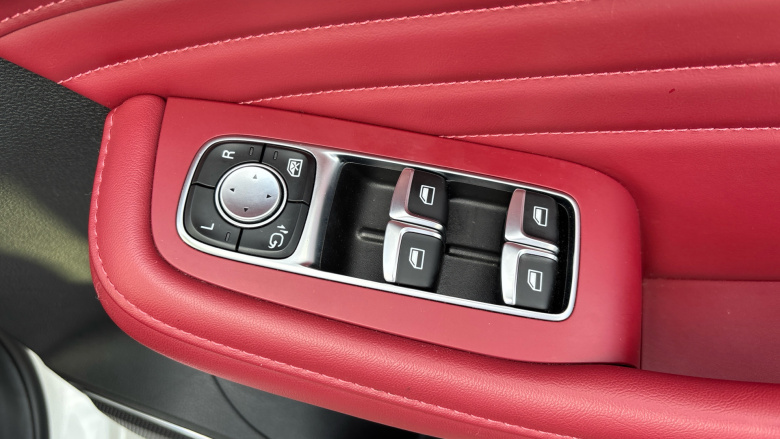 MG Hs 1.5 T-GDI Exclusive 5dr Petrol Hatchback